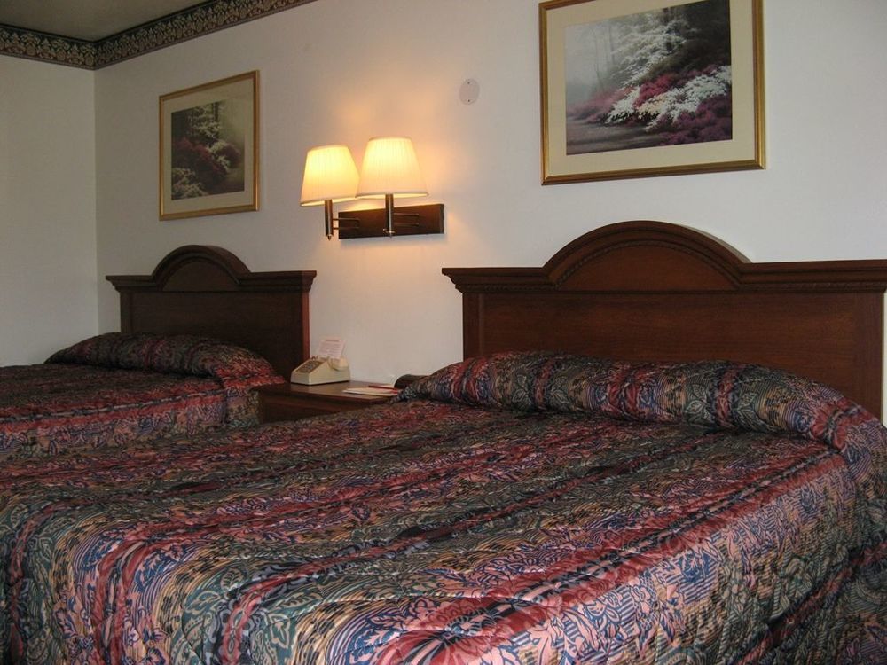San Jose Lodge Bisbee Room photo